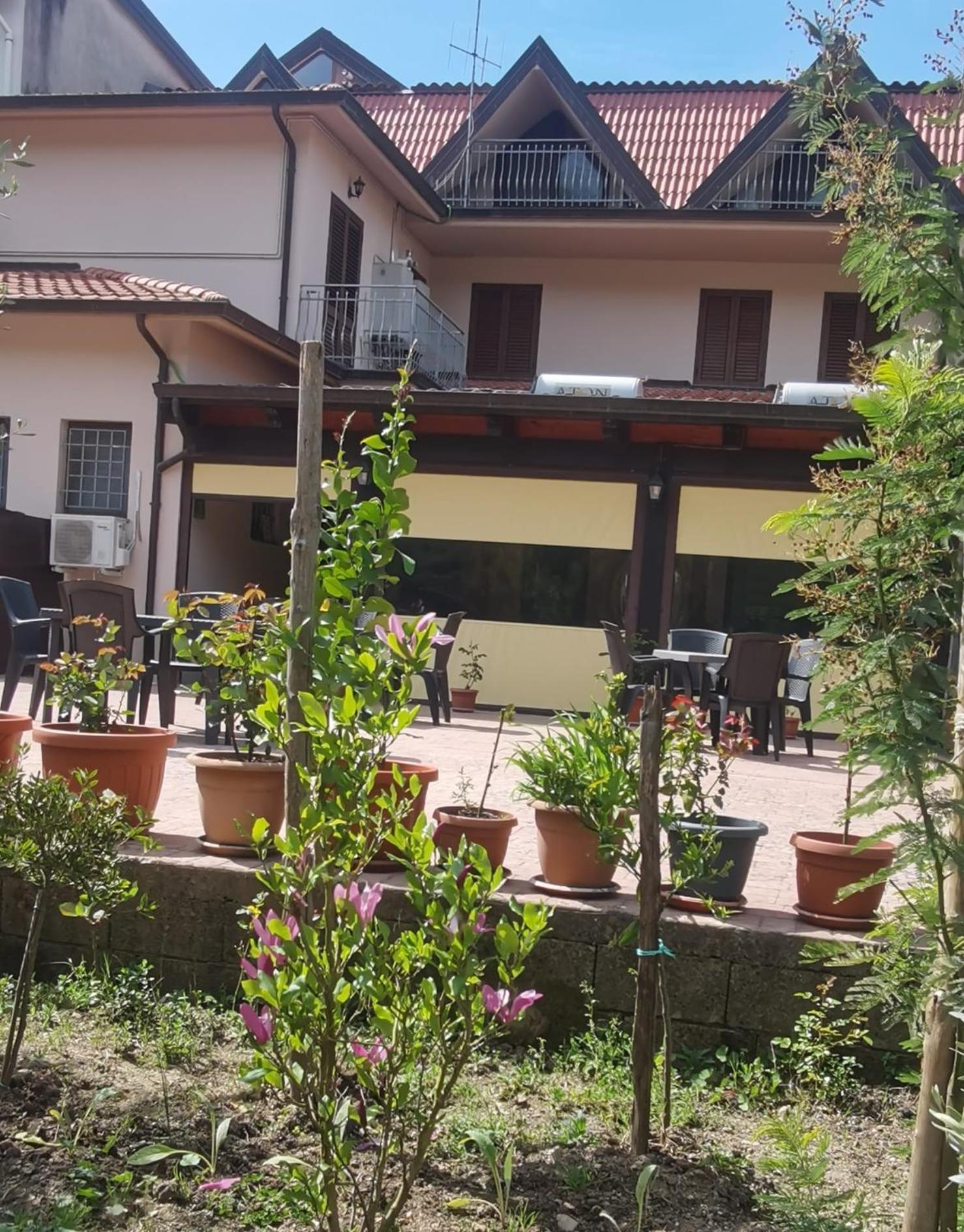 Hotel Edelweiss Laino Borgo Kültér fotó